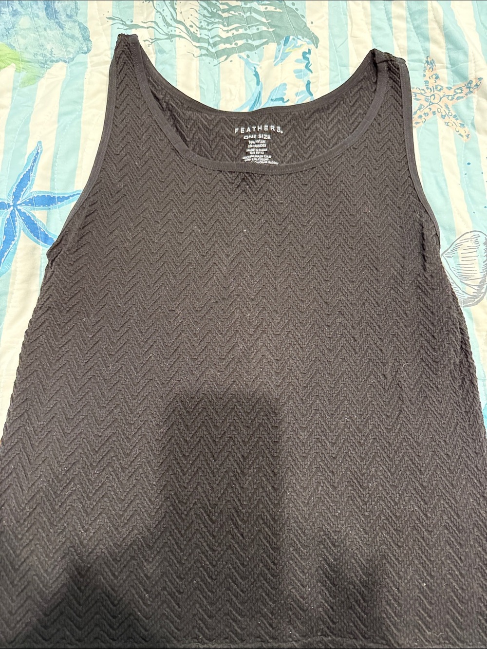 feathers Black Chevron Textured Tank Top